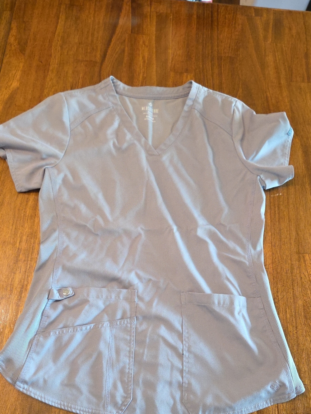 Med Couture Women's Light Gray V-Neck Scrub Top